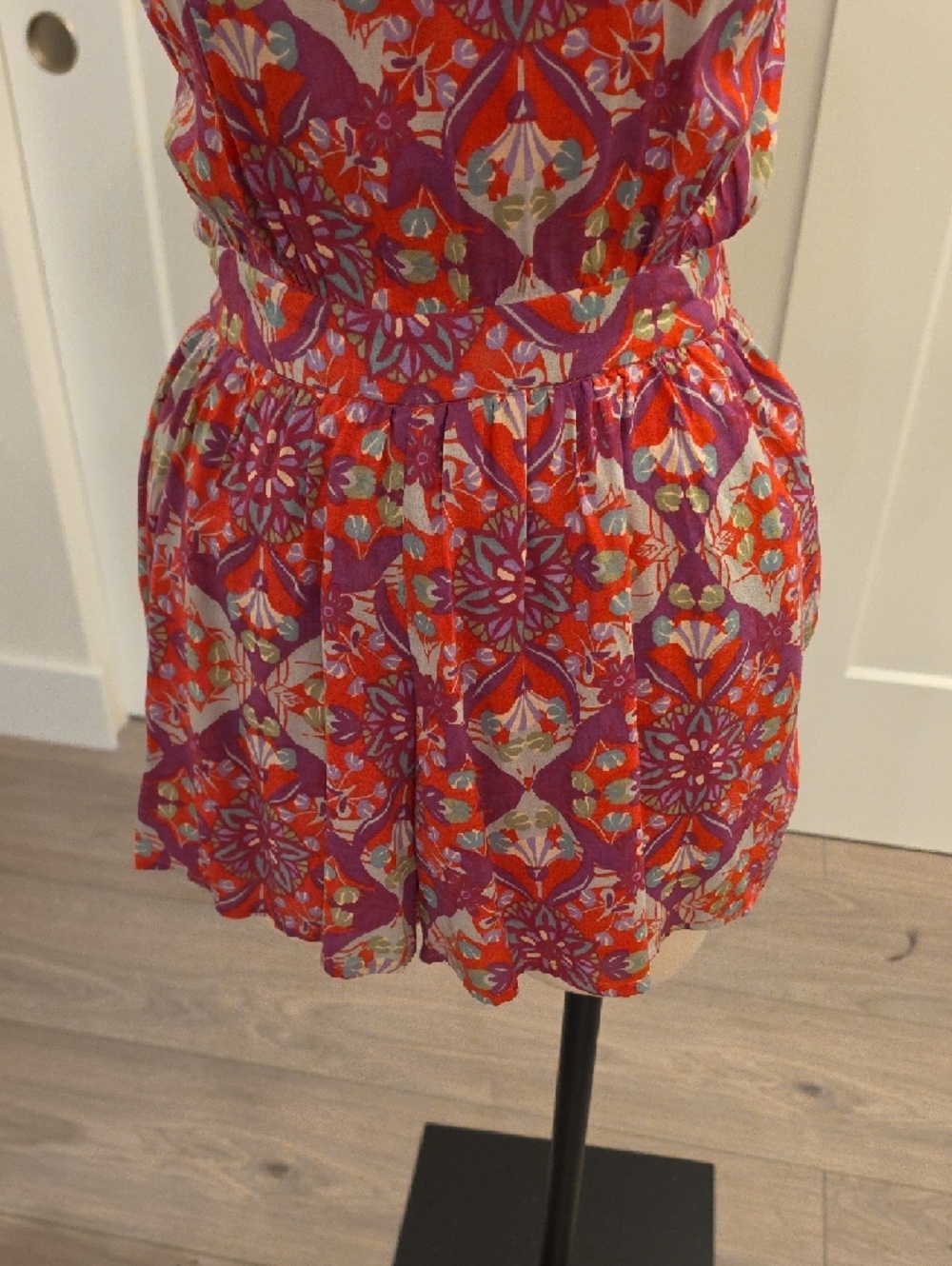 Free People Pink Floral Halter Romper fully lined size XS. New with tags - Picture 5 of 11